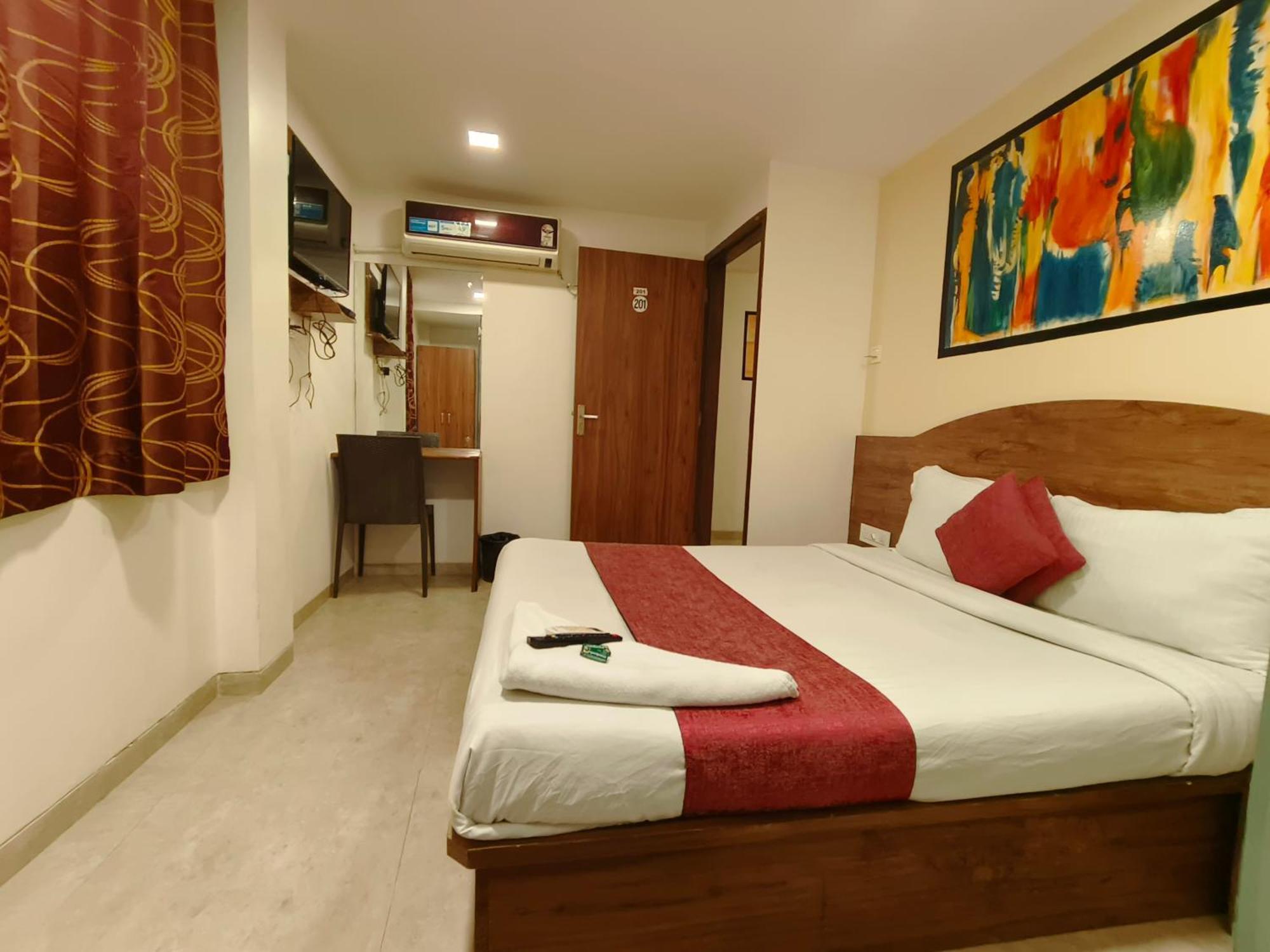 Hotel Beach Crown Juhu 뭄바이 외부 사진